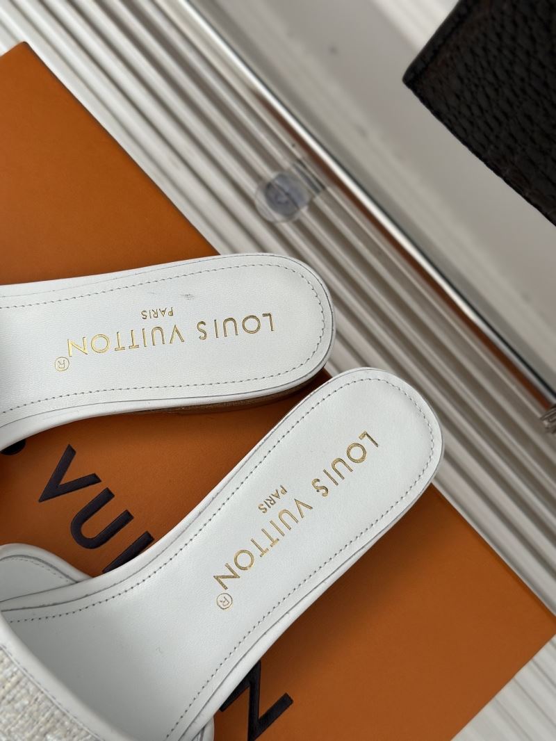 Louis Vuitton Slippers